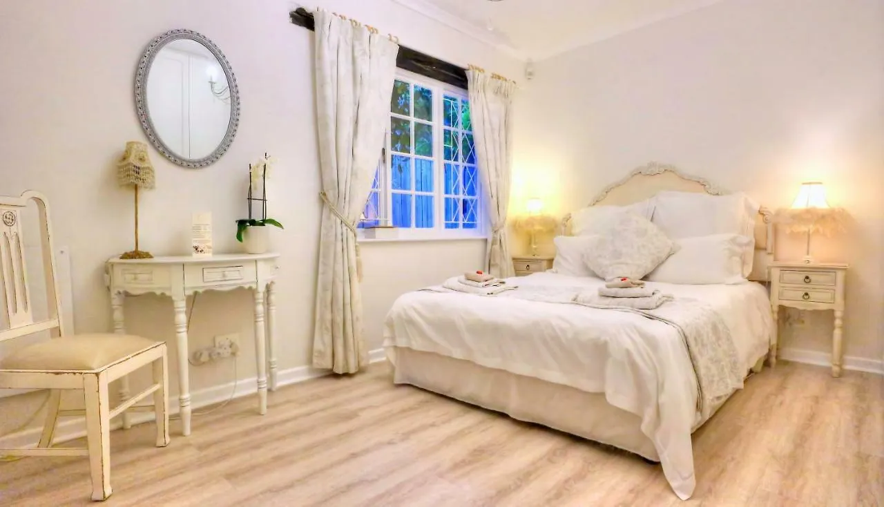Holiday home Hout Bay Beach Cottage